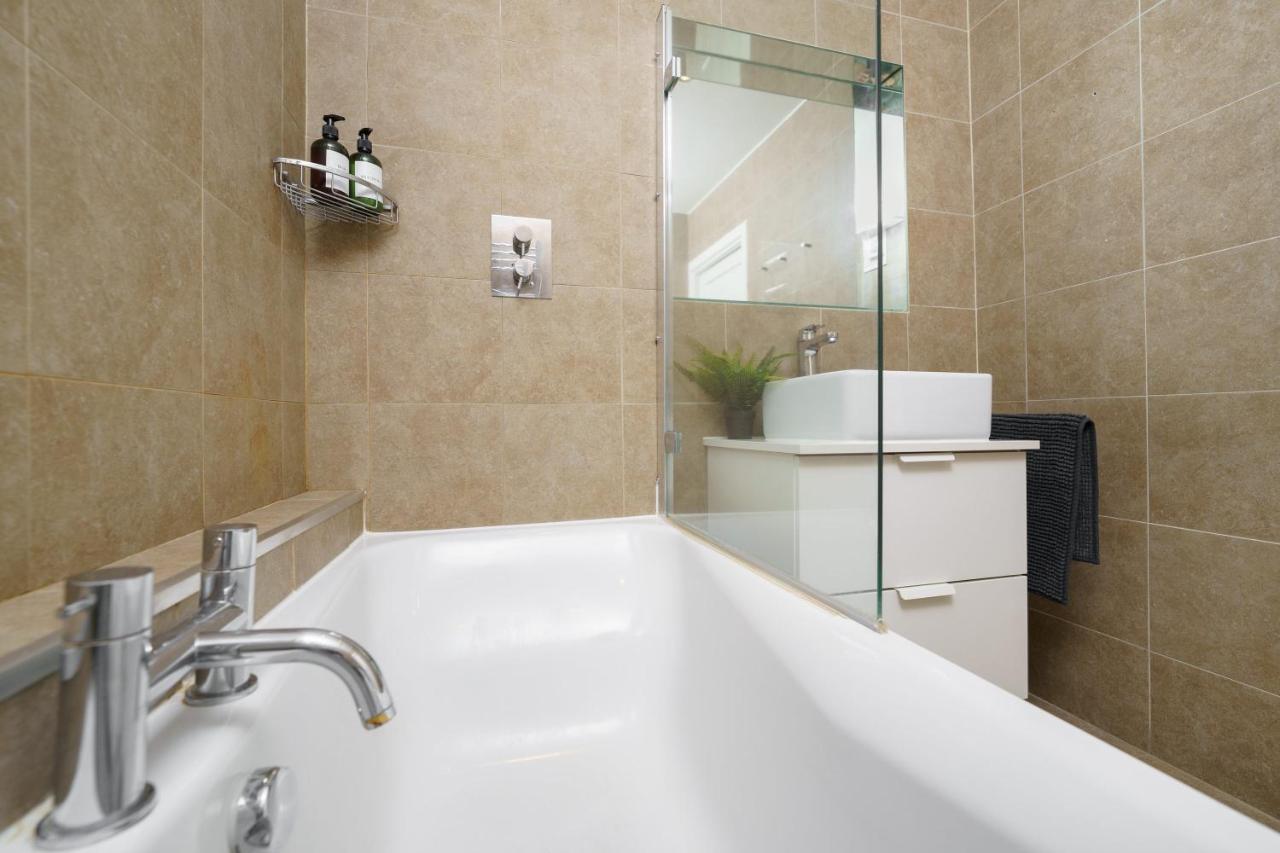 Huge & Central 3 Bedr, 4 Beds, Covent Gdn London Exterior foto